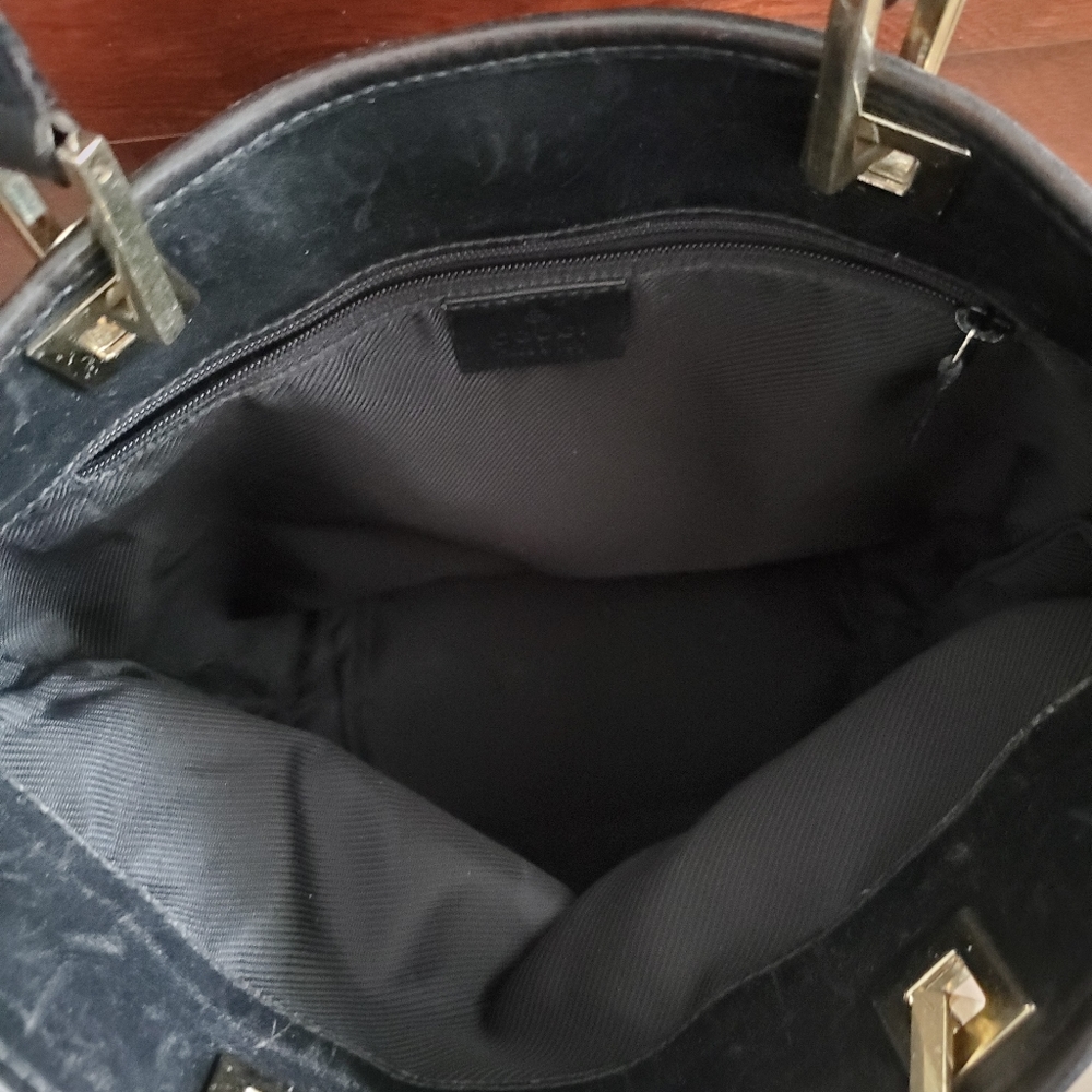 Gucci Handbag - Picture 4 of 8